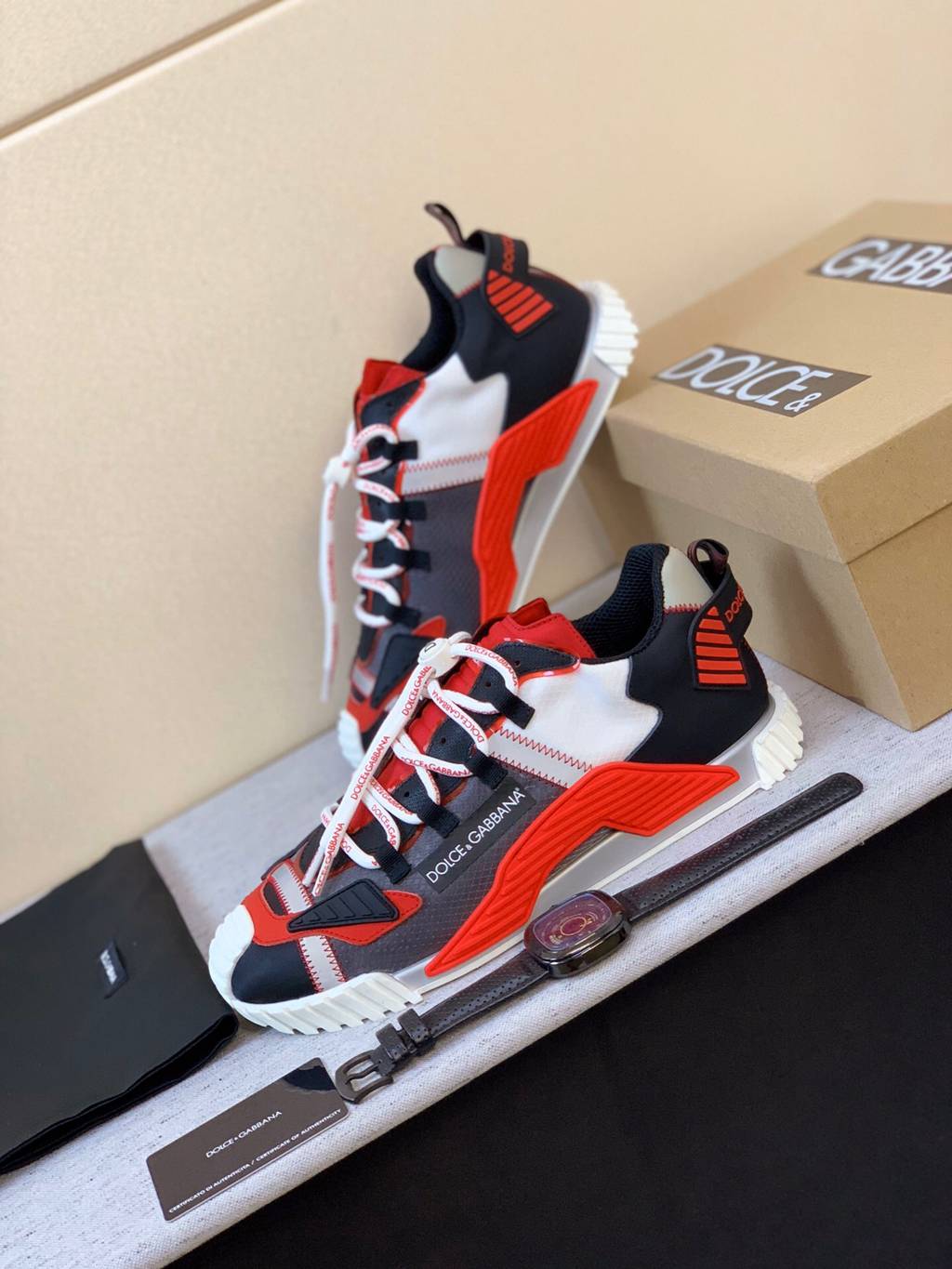 D*G sneaker